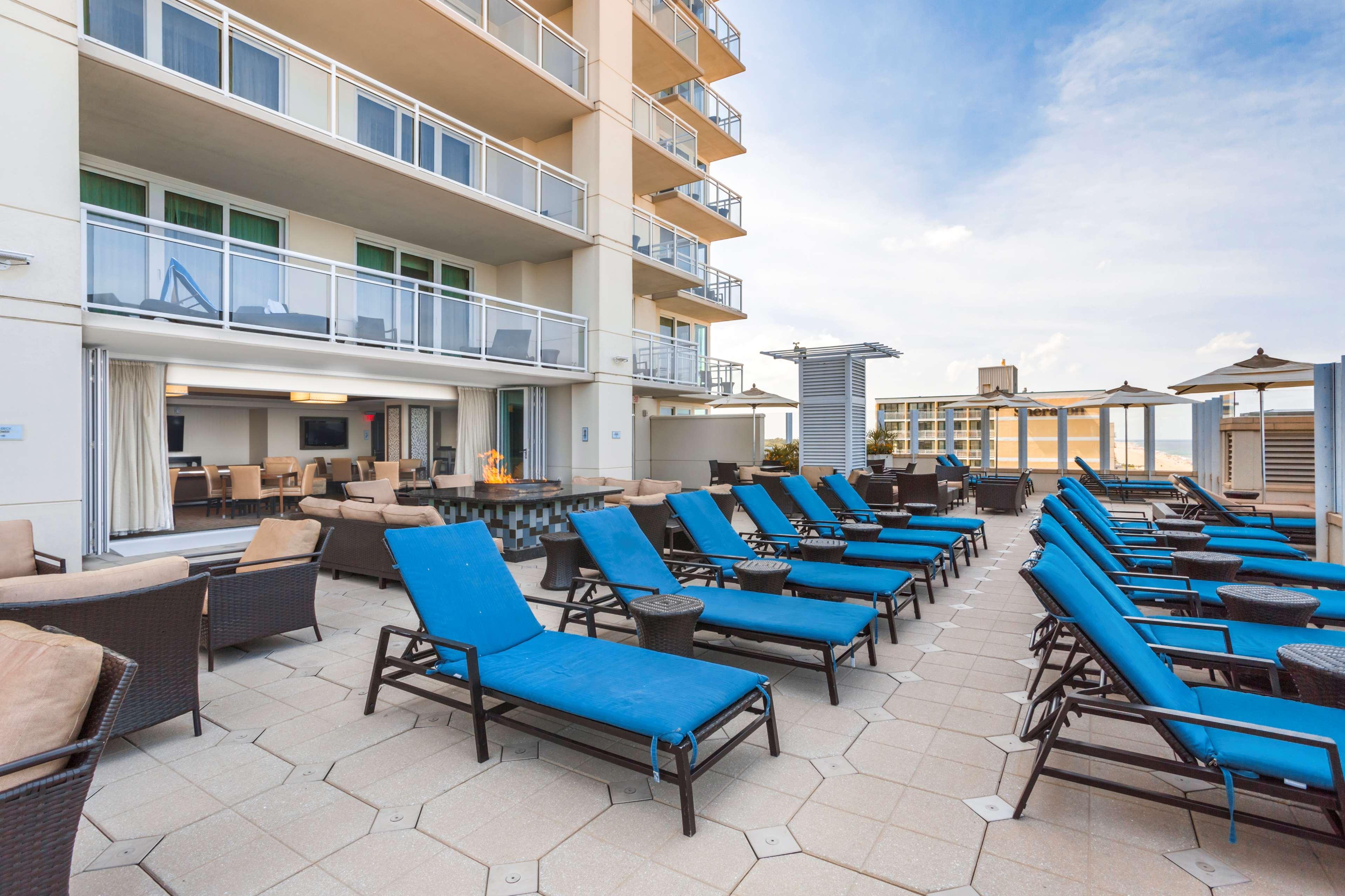 Hilton Vacation Club Oceanaire Virginia Beach Exterior photo